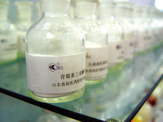 接棒青霉素抗菌重任，，，，，阴沟里发明头孢菌素，，，，，作育“重磅炸弹”