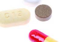 8月11号，，公司员工起劲加入2011年度献血