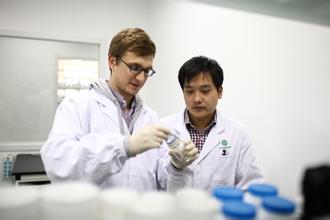 1月11号CC网投年终总结大会乐成召开