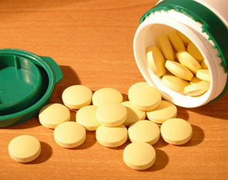 中医药行业现状：药品；；；ぶな3年镌汰2/3