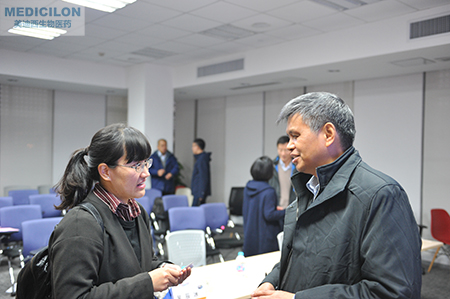 CC网投化学部副总裁陈焕明博士给与会者答疑解惑