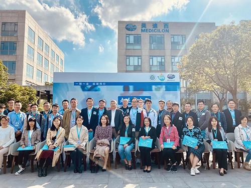 “走进CC网投|新药研发交流会”运动圆满落幕
