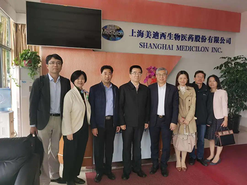 中国药科大学党委书记金能明与CC网投首席执行官陈春麟博士